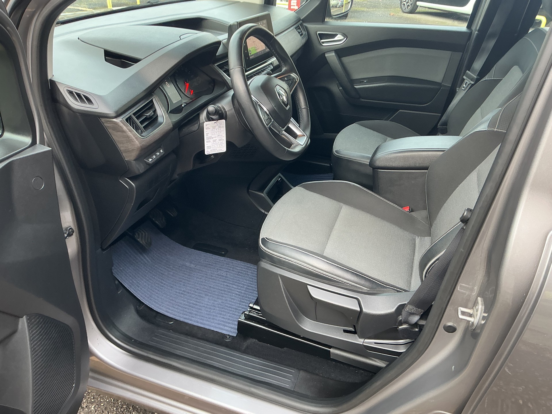 RENAULT Kangoo 1.3 TCe 100 PF Edition One-image-13