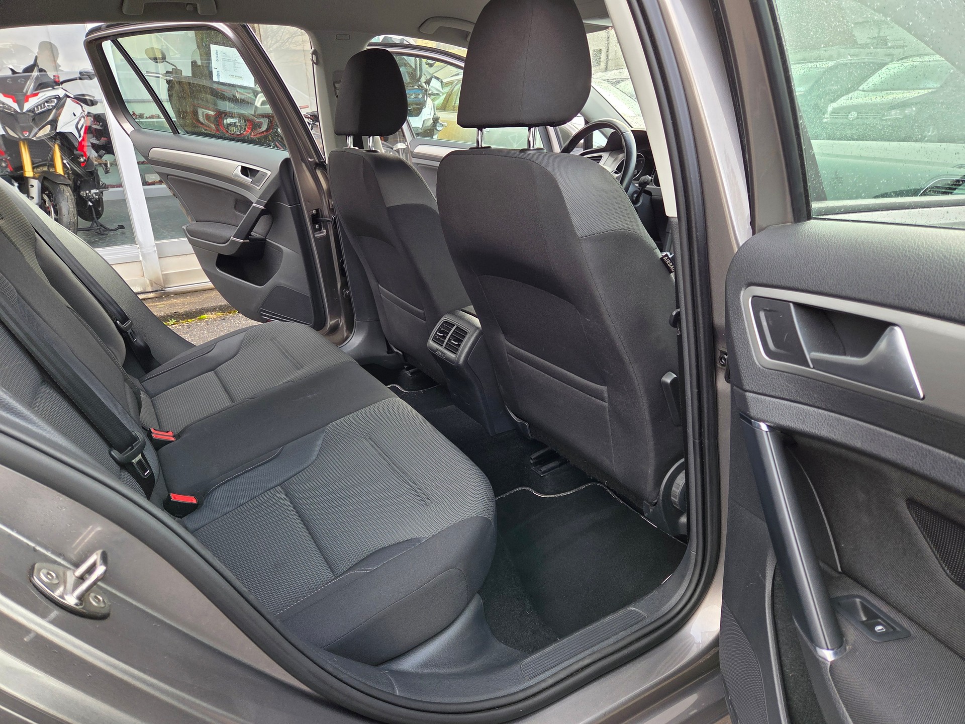 VW Golf 1.4 TSI Comfortline-image-10