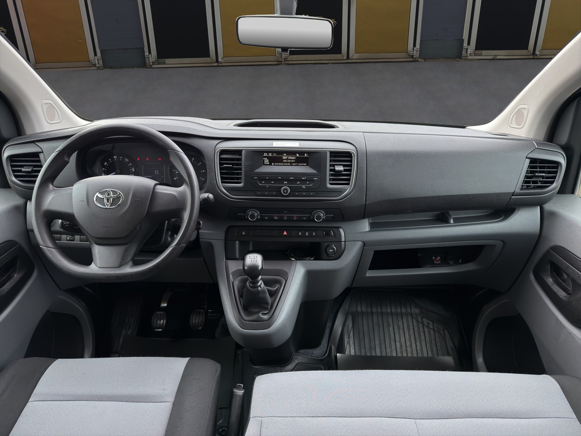TOYOTA Proace Verso 2.0 D-4D 4x4 Trend Long-image-9
