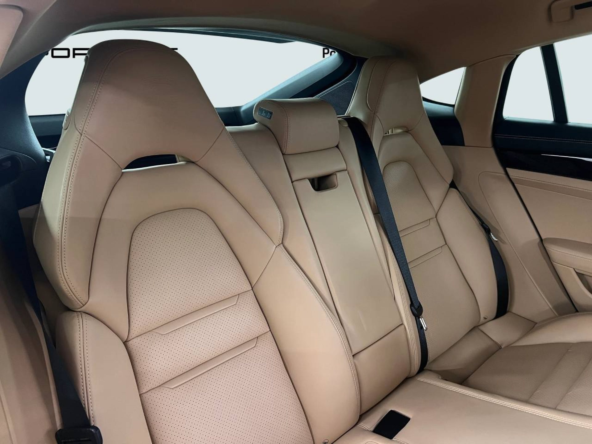 PORSCHE Panamera 4 E-Hybrid-image-22