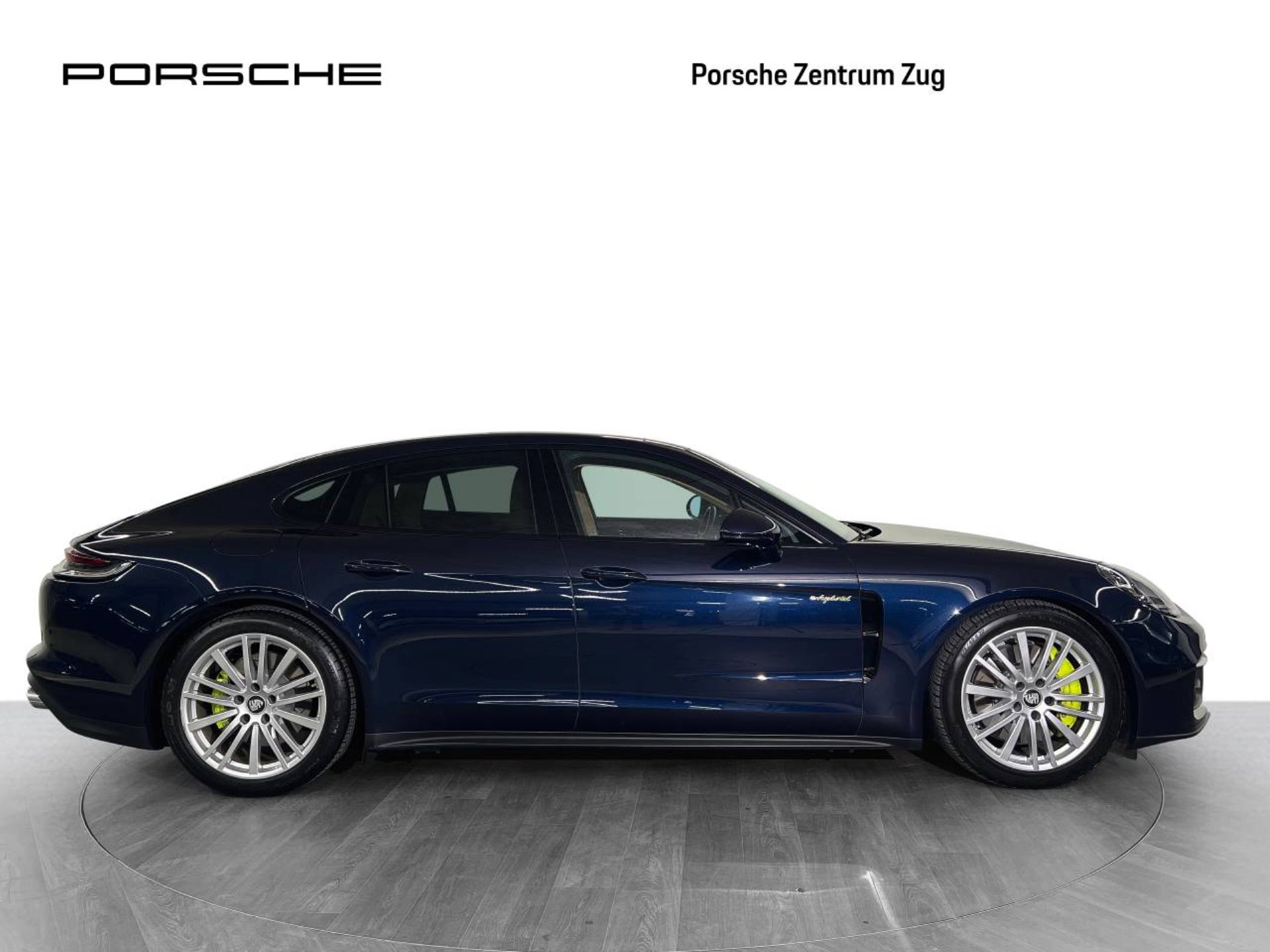 PORSCHE Panamera 4 E-Hybrid-image-9