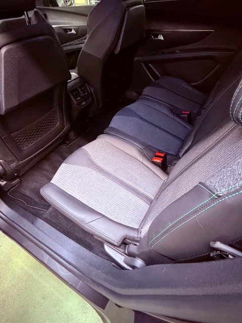 PEUGEOT 5008 1.5 BlueHDi Allure Pack EAT8-image-7