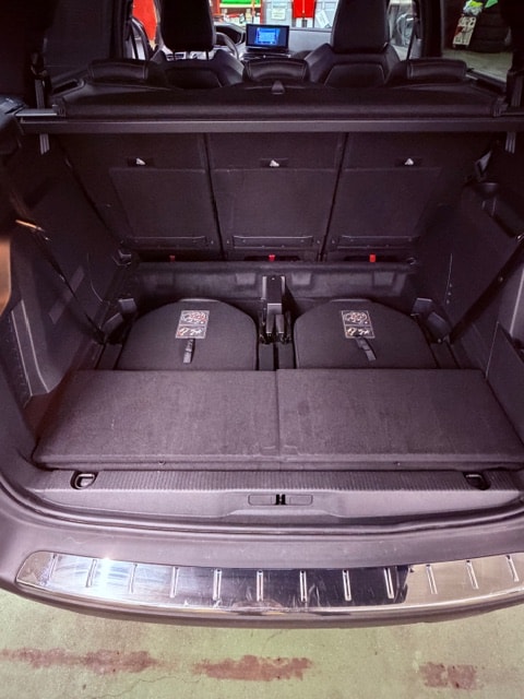 PEUGEOT 5008 1.5 BlueHDi Allure Pack EAT8-image-9