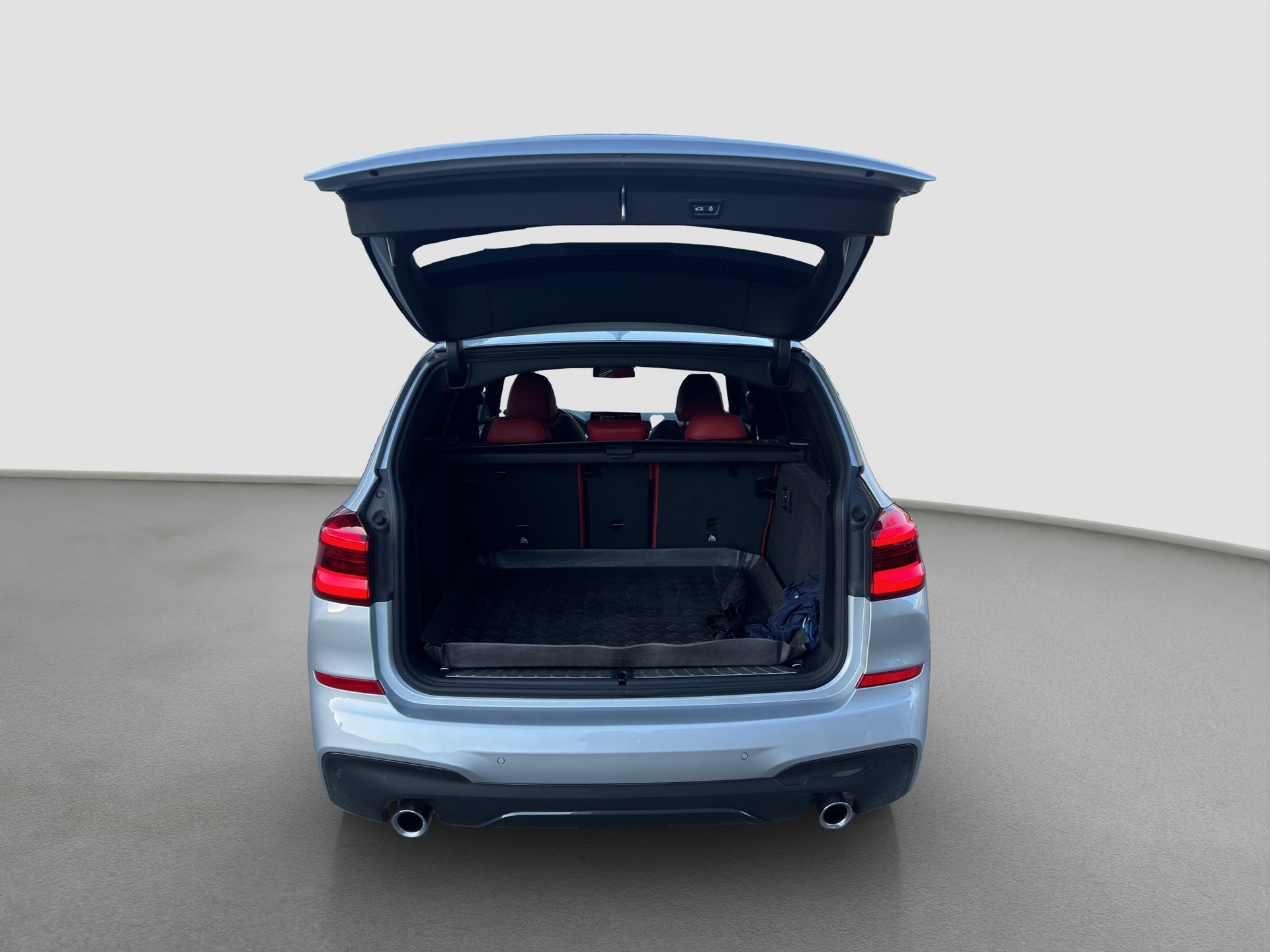 BMW X3 xDrive 20d Individual M Sport Steptronic-image-11