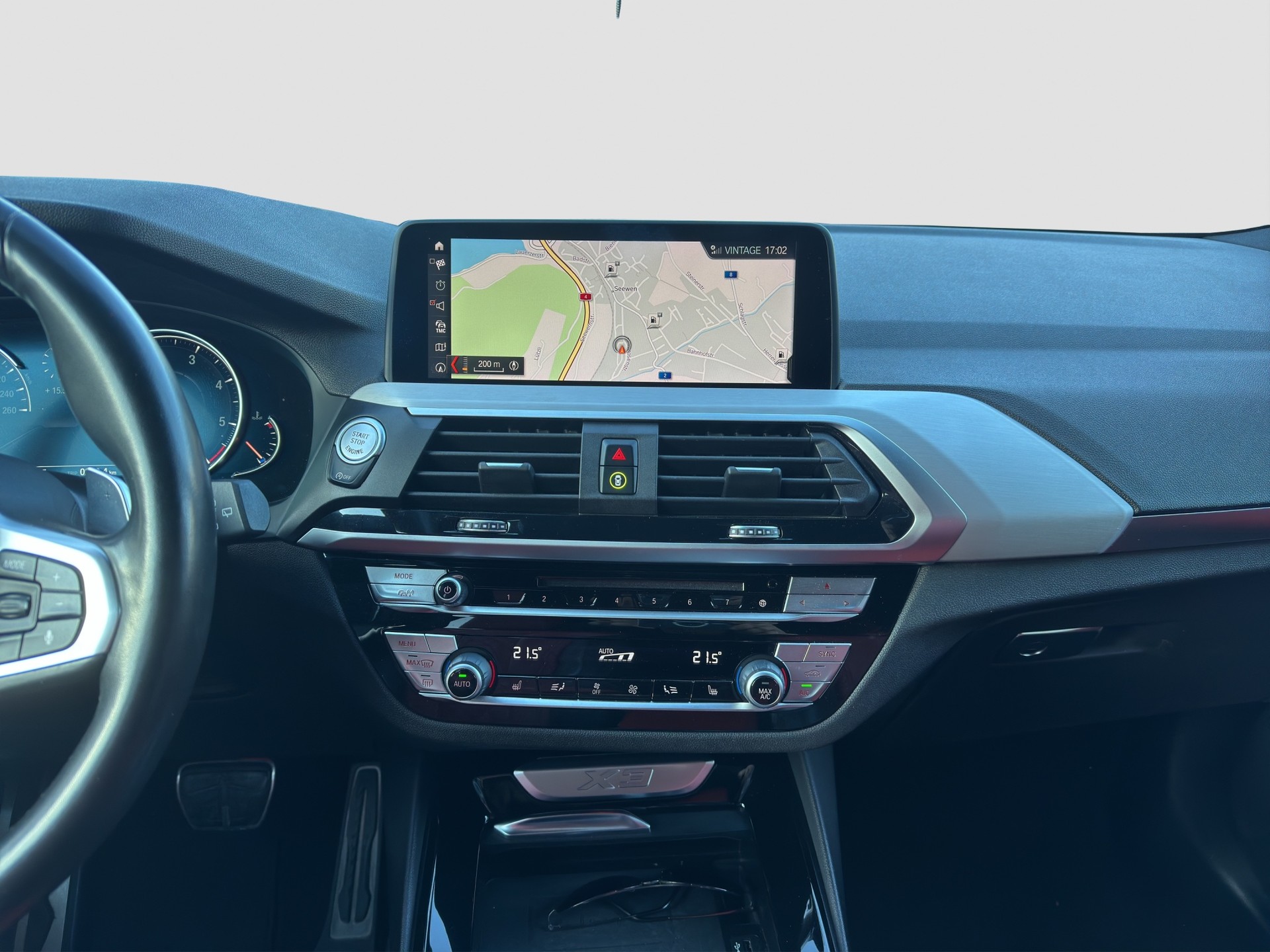 BMW X3 xDrive 20d Individual M Sport Steptronic-image-4