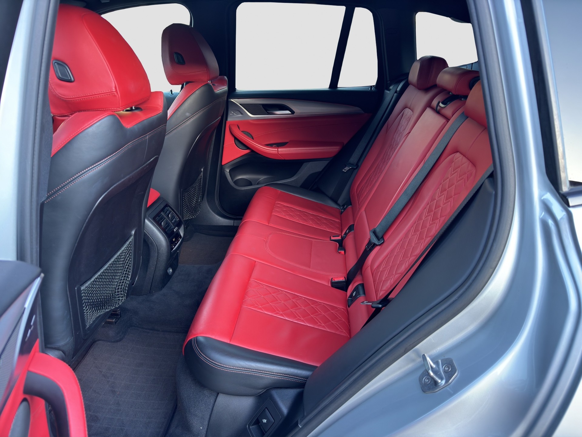 BMW X3 xDrive 20d Individual M Sport Steptronic-image-9