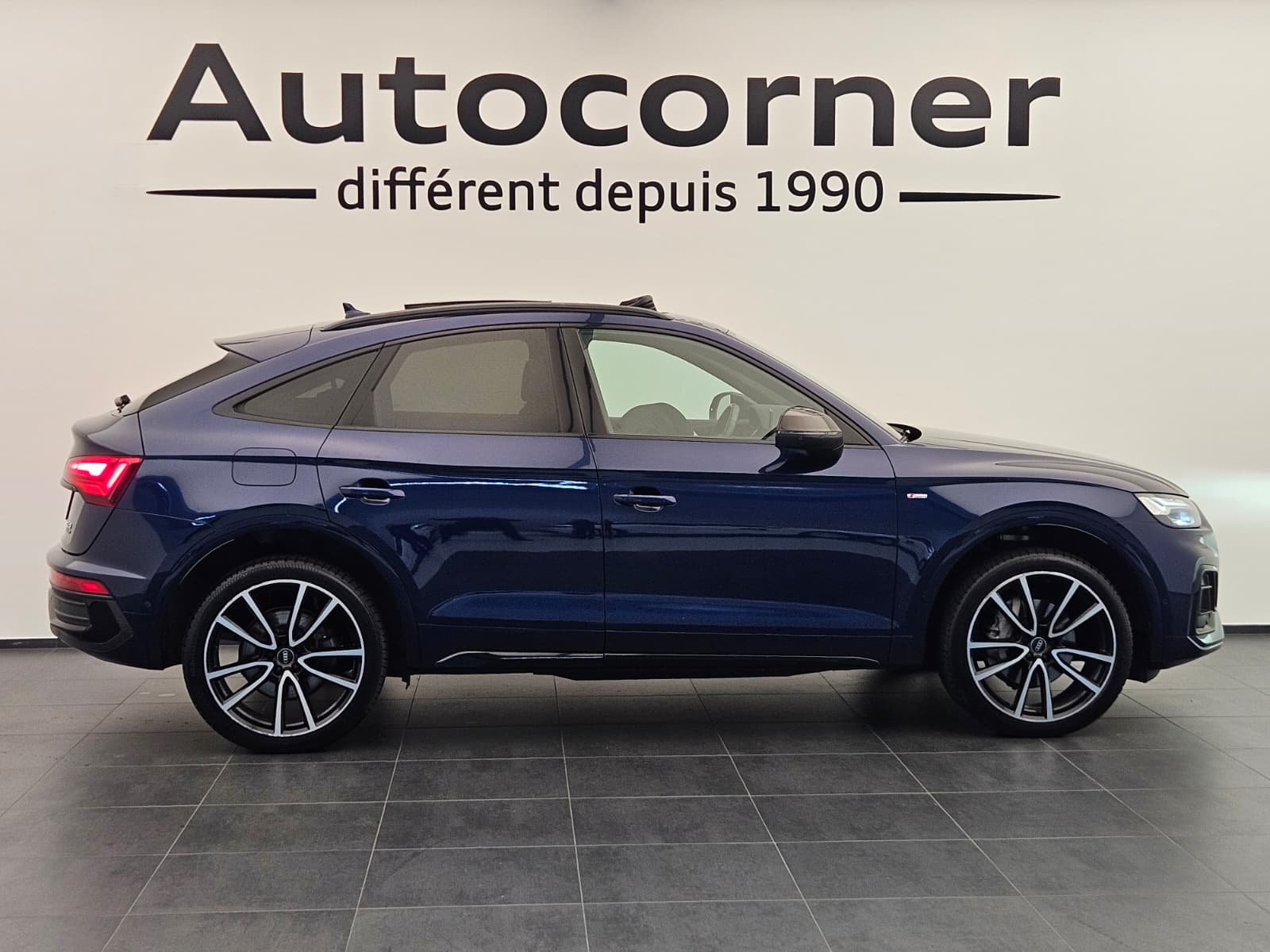 AUDI Q5 Sportback 45 TFSI S line quattro S-tronic-image-5
