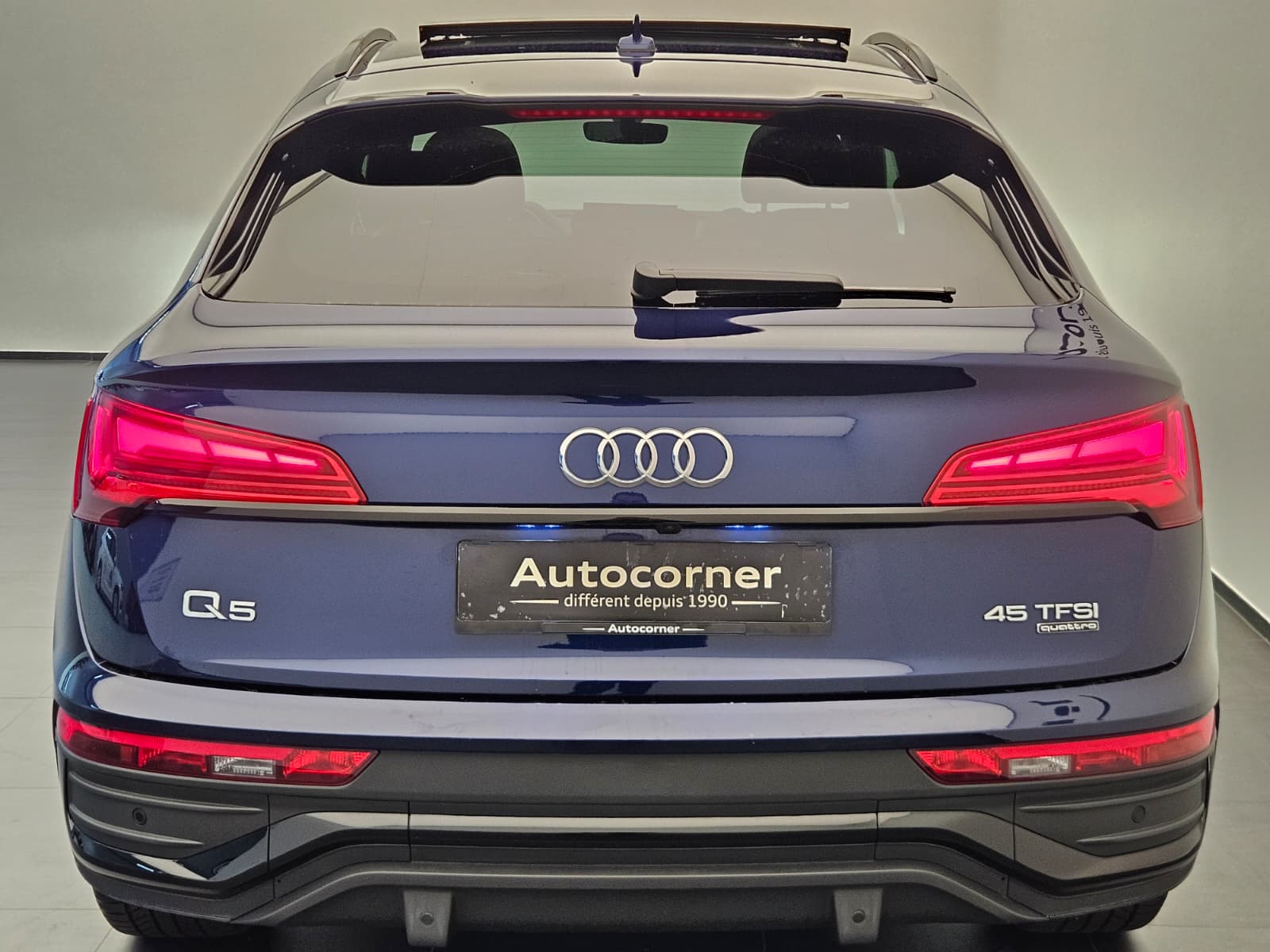 AUDI Q5 Sportback 45 TFSI S line quattro S-tronic-image-7