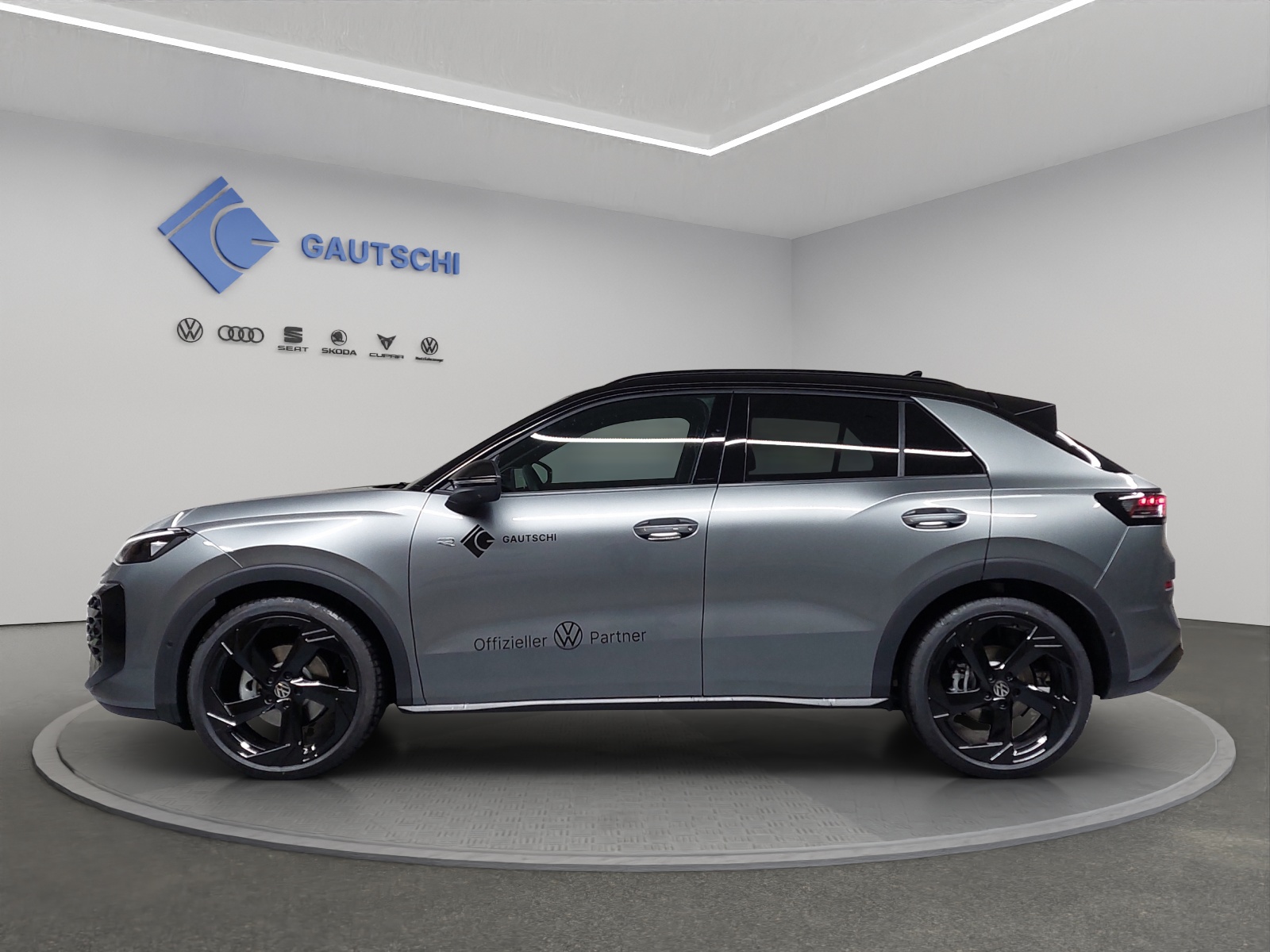 VW T-Roc 1.5 eTSI mHEV R-Line DSG-image-1