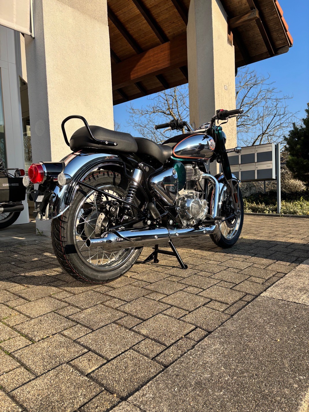 ROYAL ENFIELD Classic 350 Chrome-image-1