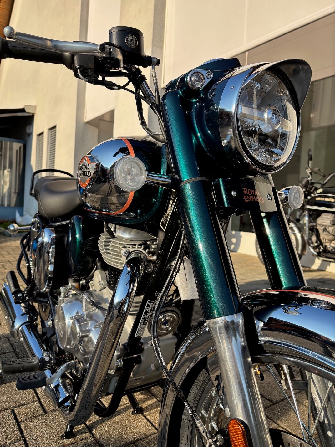 ROYAL ENFIELD Classic 350 Chrome-image-2