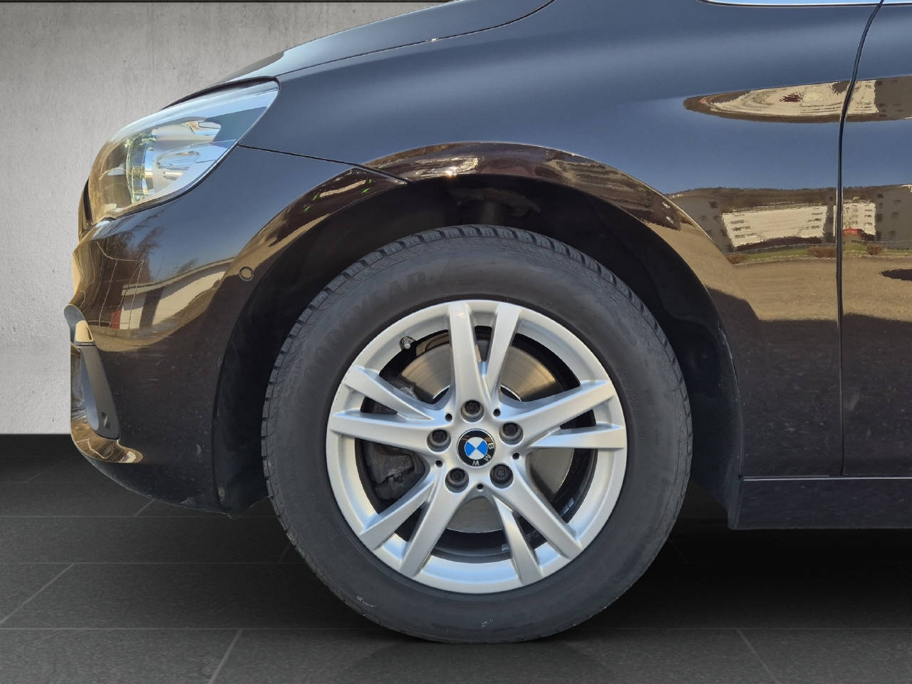 BMW 218d Gran Tourer-image-12