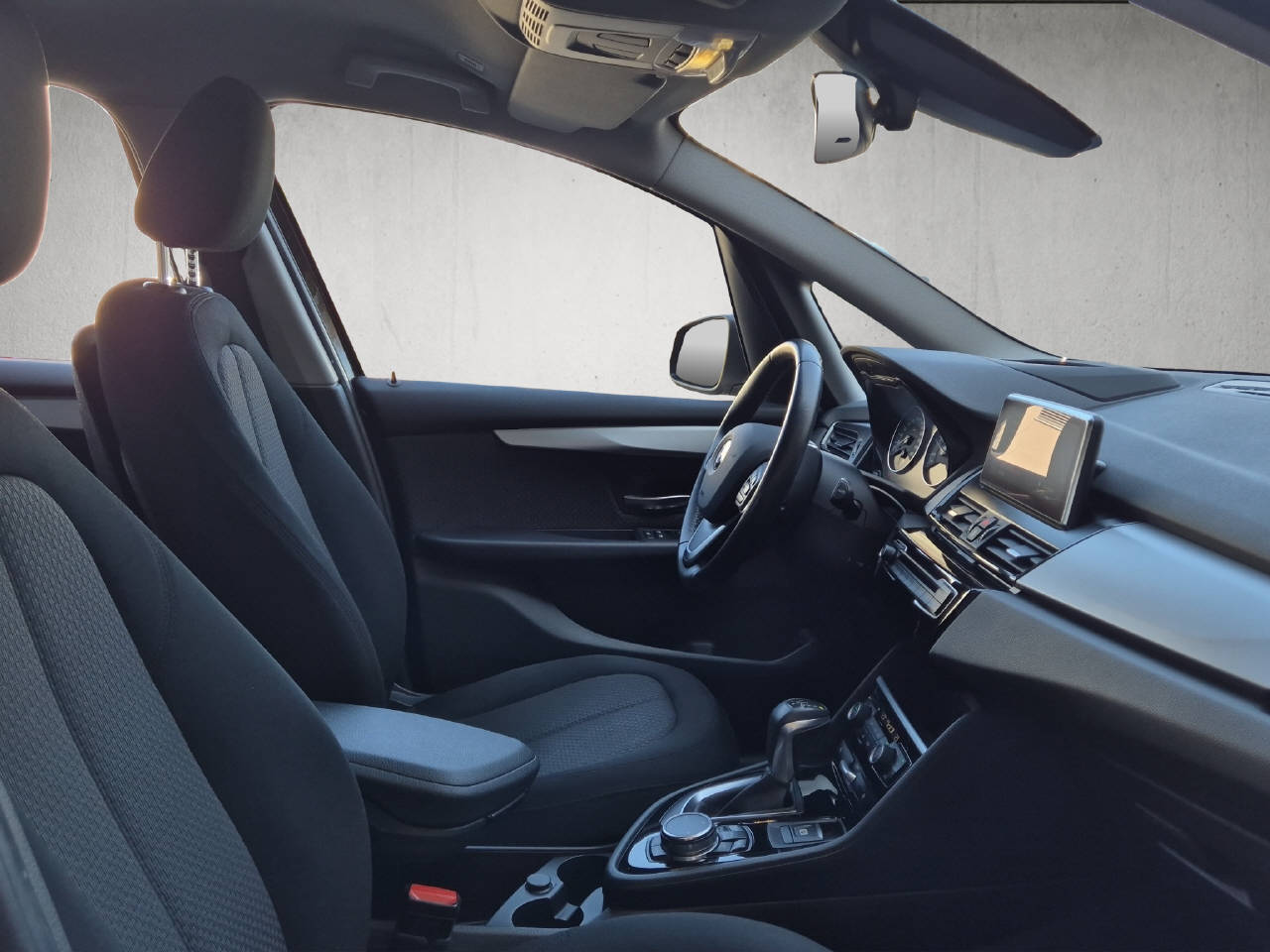 BMW 218d Gran Tourer-image-6