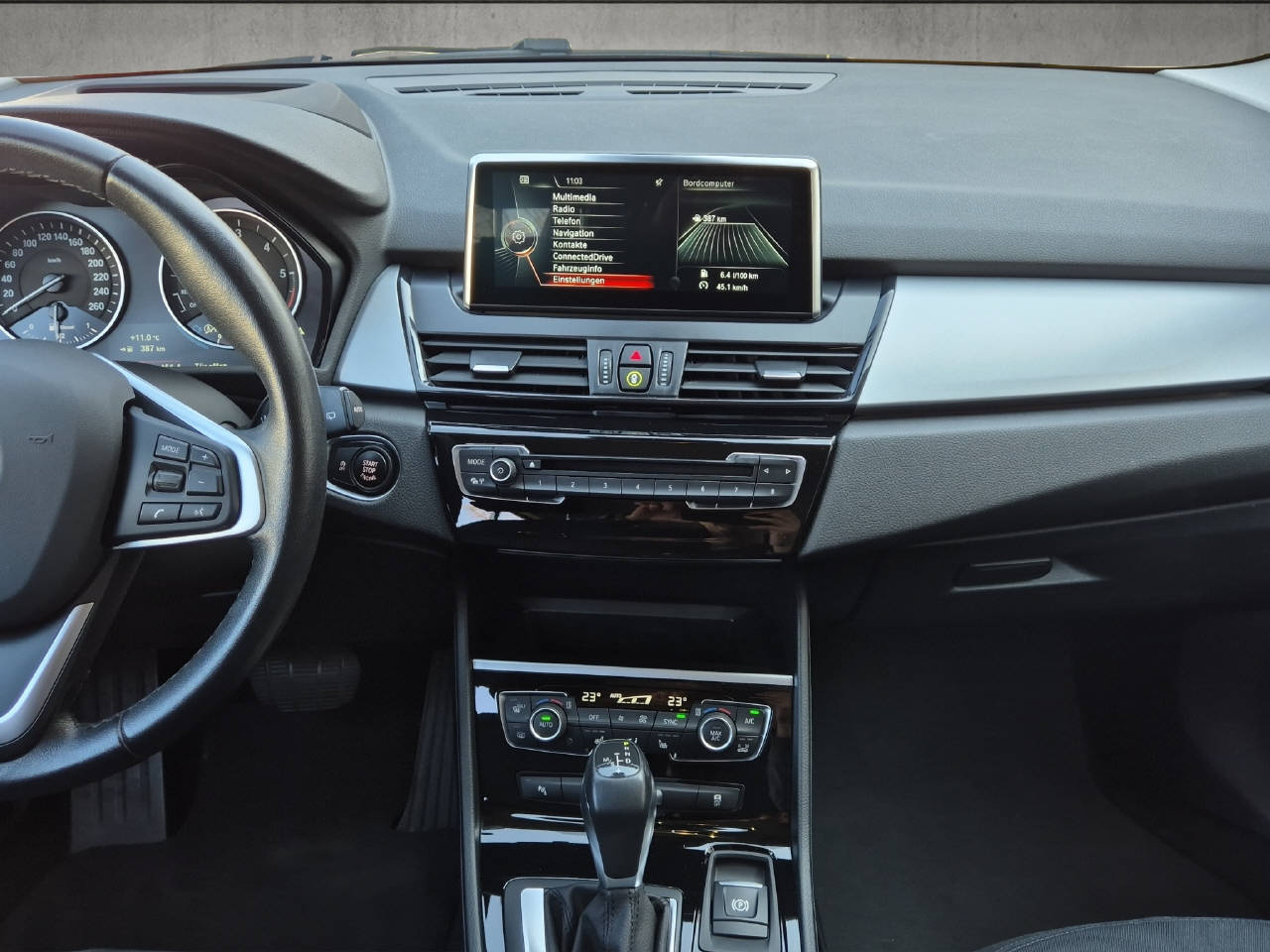 BMW 218d Gran Tourer-image-8