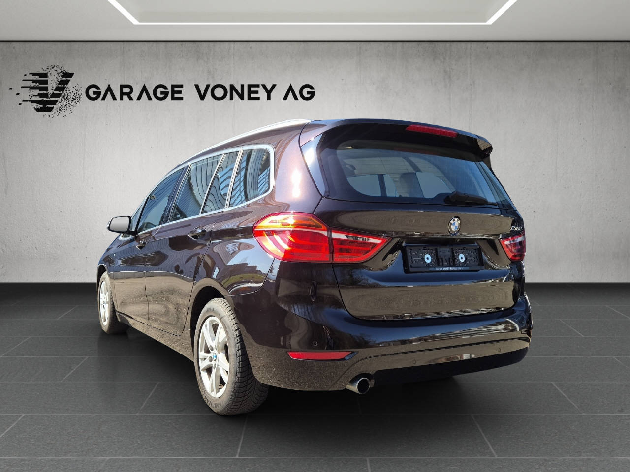 BMW 218d Gran Tourer-image-2