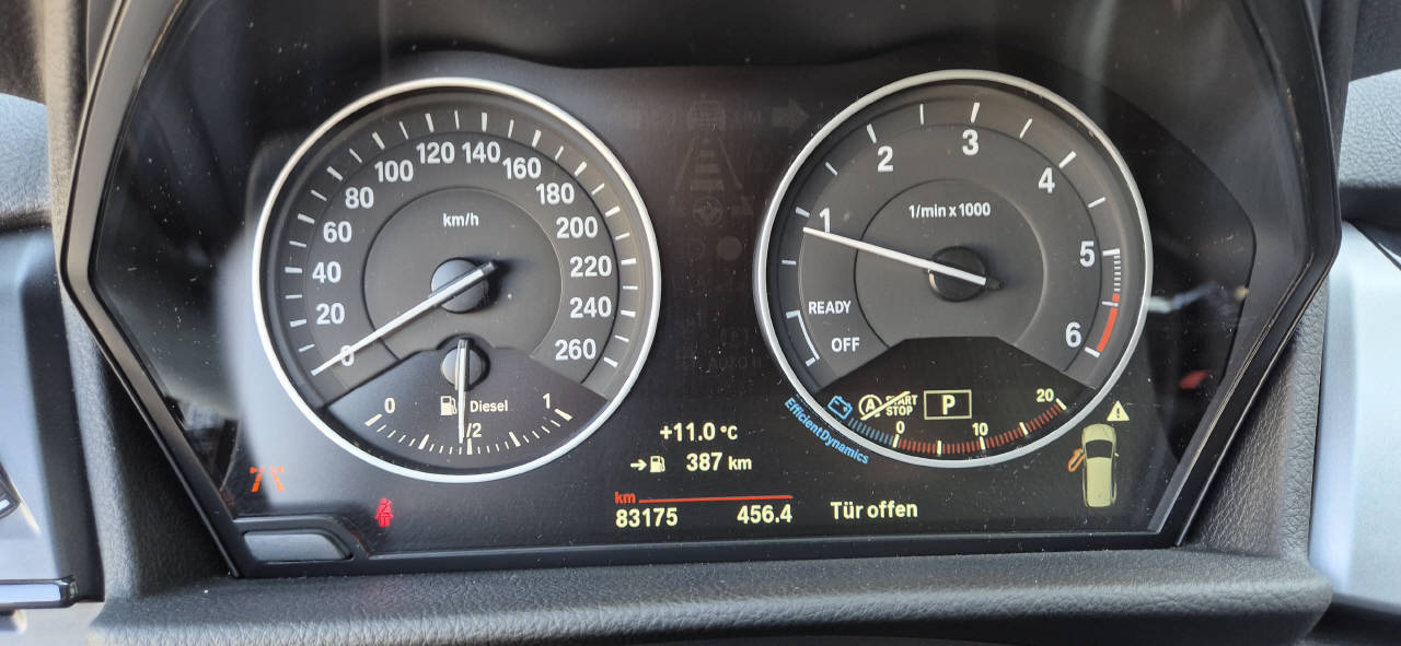 BMW 218d Gran Tourer-image-14