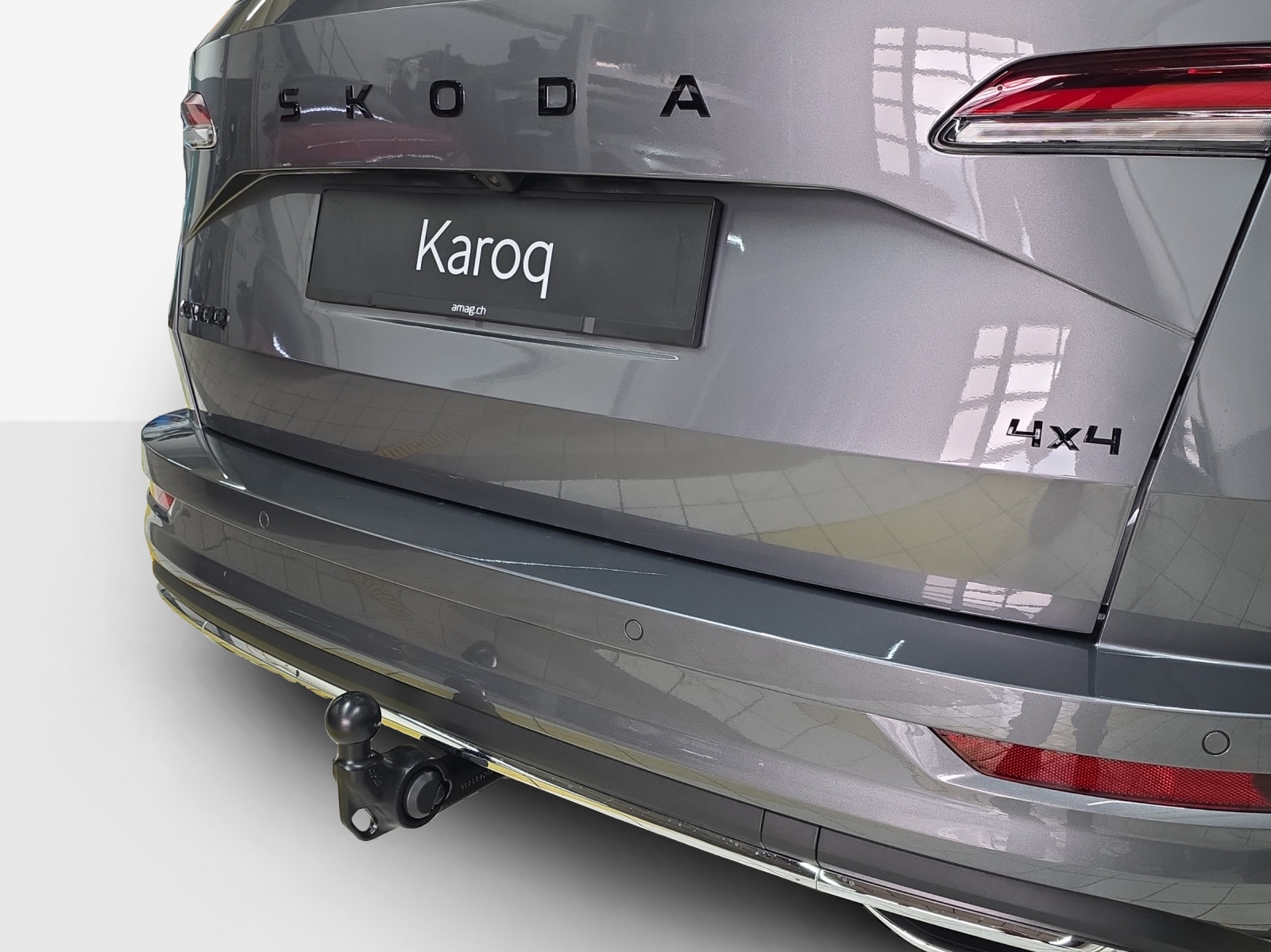 SKODA Karoq 2.0 TSI SportLine 4x4 DSG-image-14