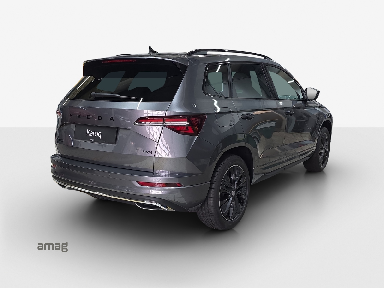 SKODA Karoq 2.0 TSI SportLine 4x4 DSG-image-4