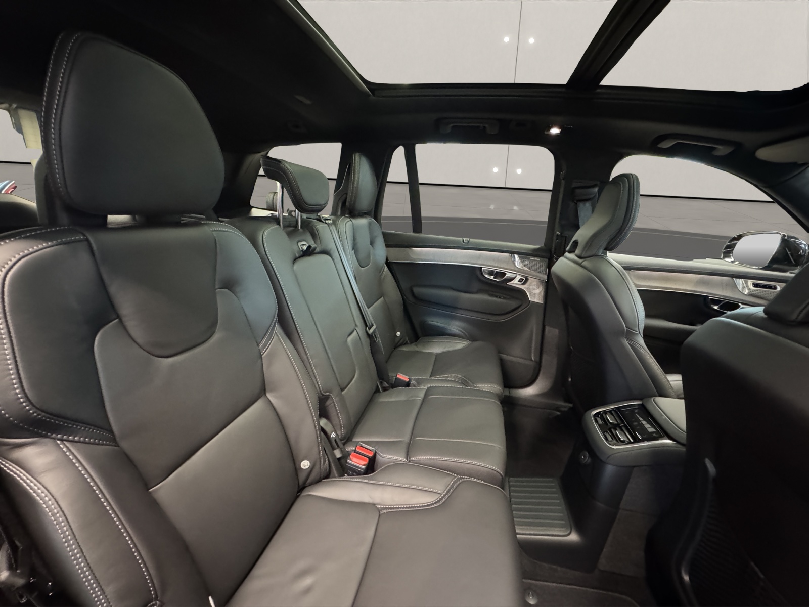 VOLVO XC90 2.0 T8 TE XCLUSIVE Edition Bright eAWD-image-11