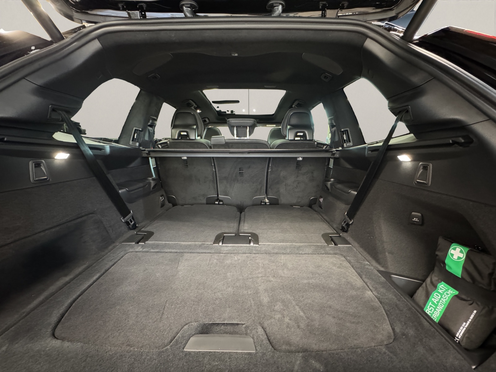 VOLVO XC90 2.0 T8 TE XCLUSIVE Edition Bright eAWD-image-13