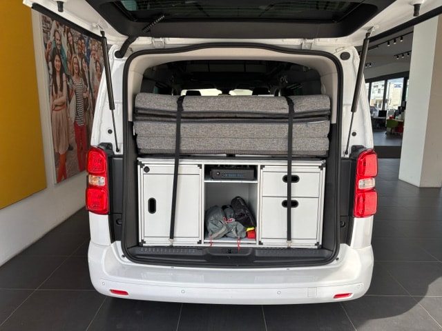 CITROEN VANSTER 2.0 BueHDI S&S EAT8 180CV-image-9