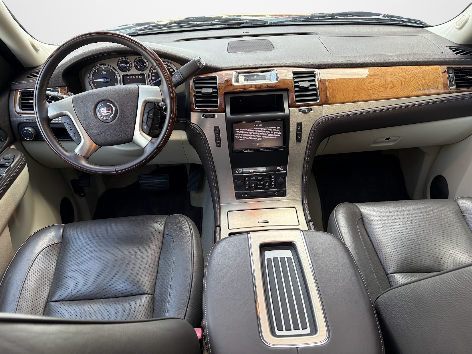 CADILLAC Escalade 6.2 Platinum Edition-image-10