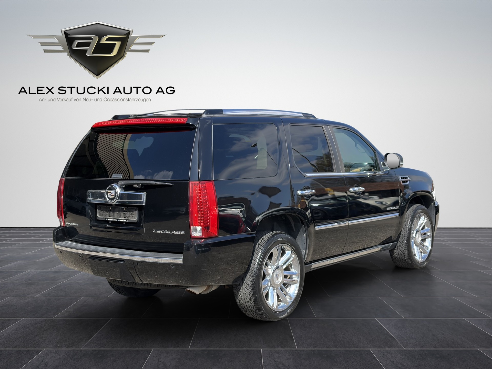 CADILLAC Escalade 6.2 Platinum Edition-image-6