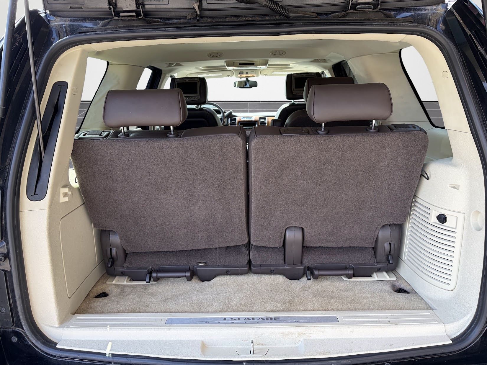 CADILLAC Escalade 6.2 Platinum Edition-image-14