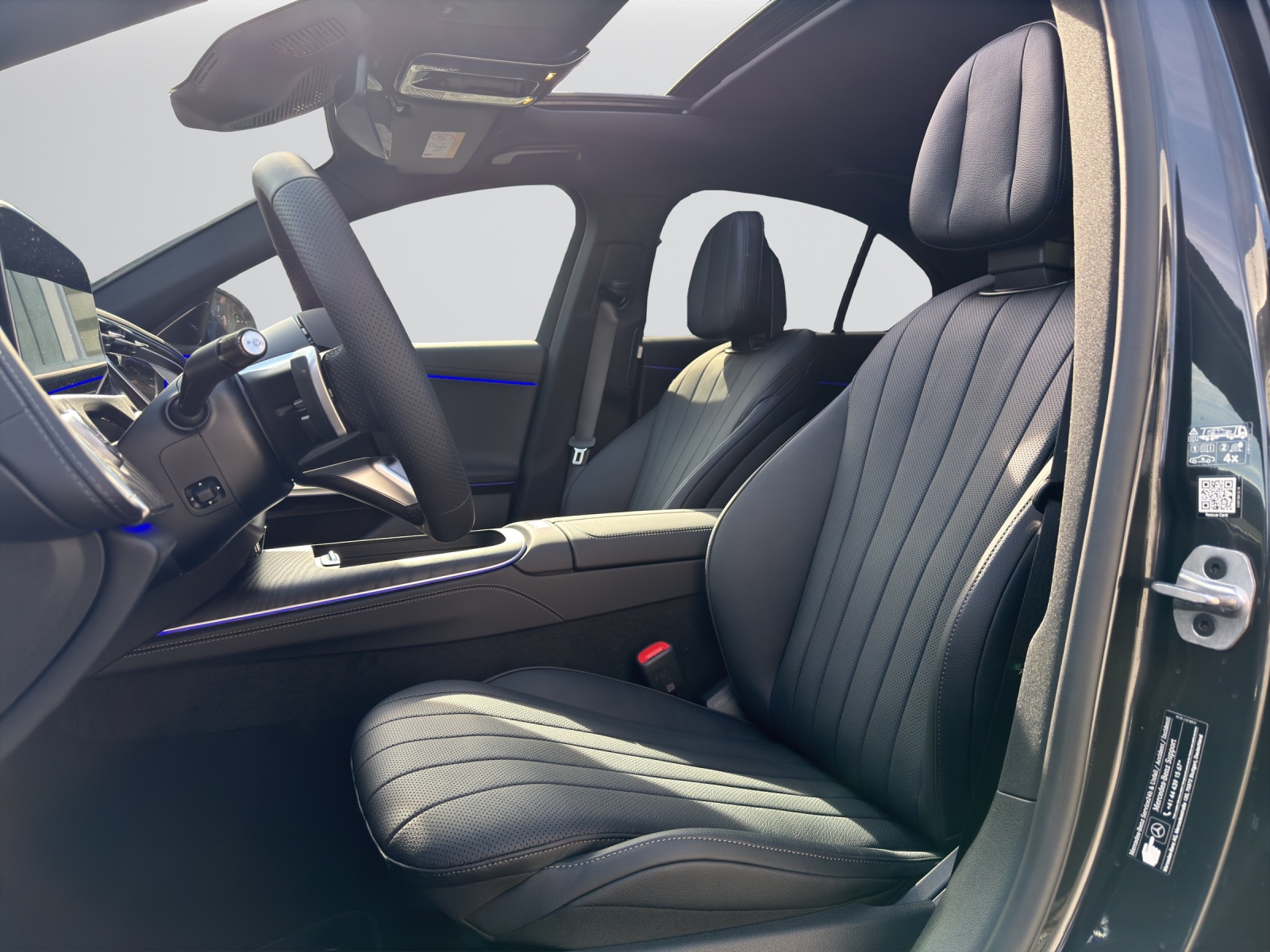 Image MERCEDES-BENZ E-400 E 400 e 4Matic 9G-Tronic