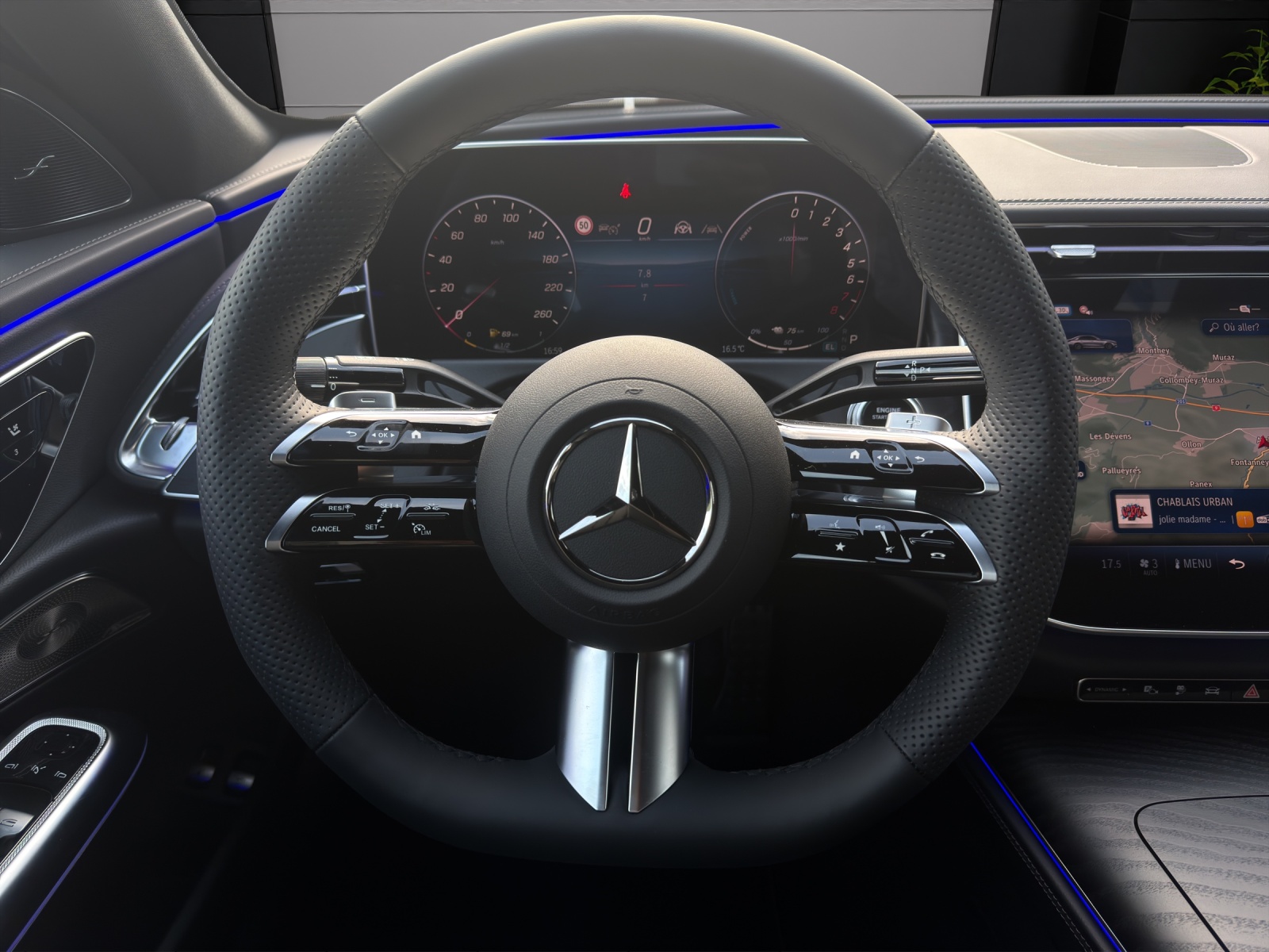 Image MERCEDES-BENZ E-400 E 400 e 4Matic 9G-Tronic