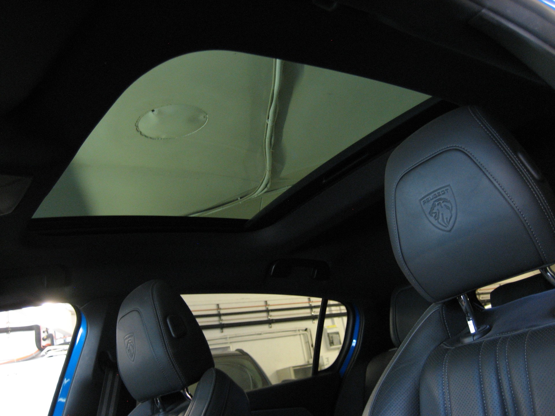 PEUGEOT 308 1.5 BlueHDI GT Pack EAT8-image-9