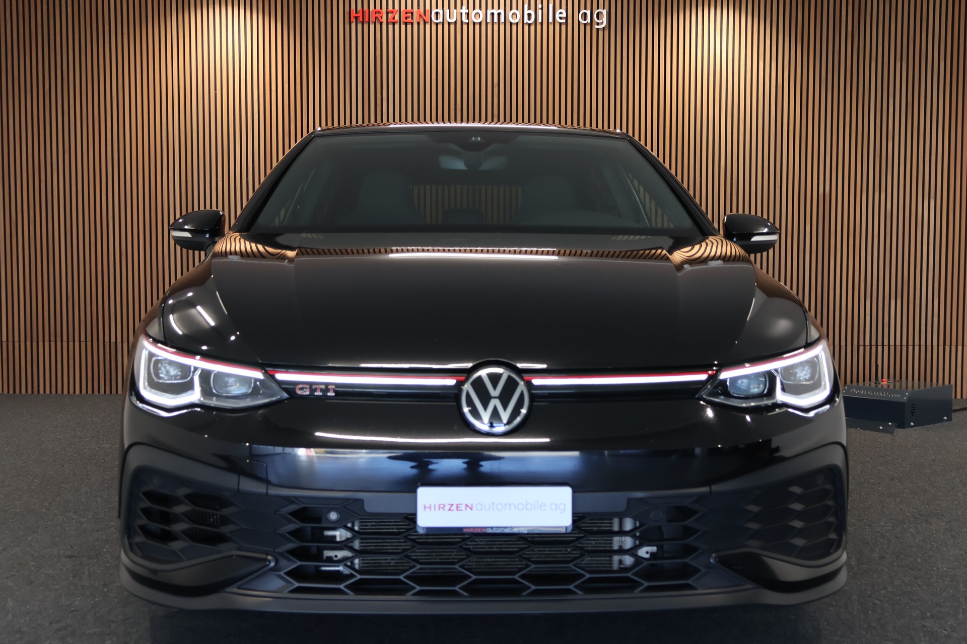VW Golf 2.0 TSI GTI Clubsport 45 DSG-image-31