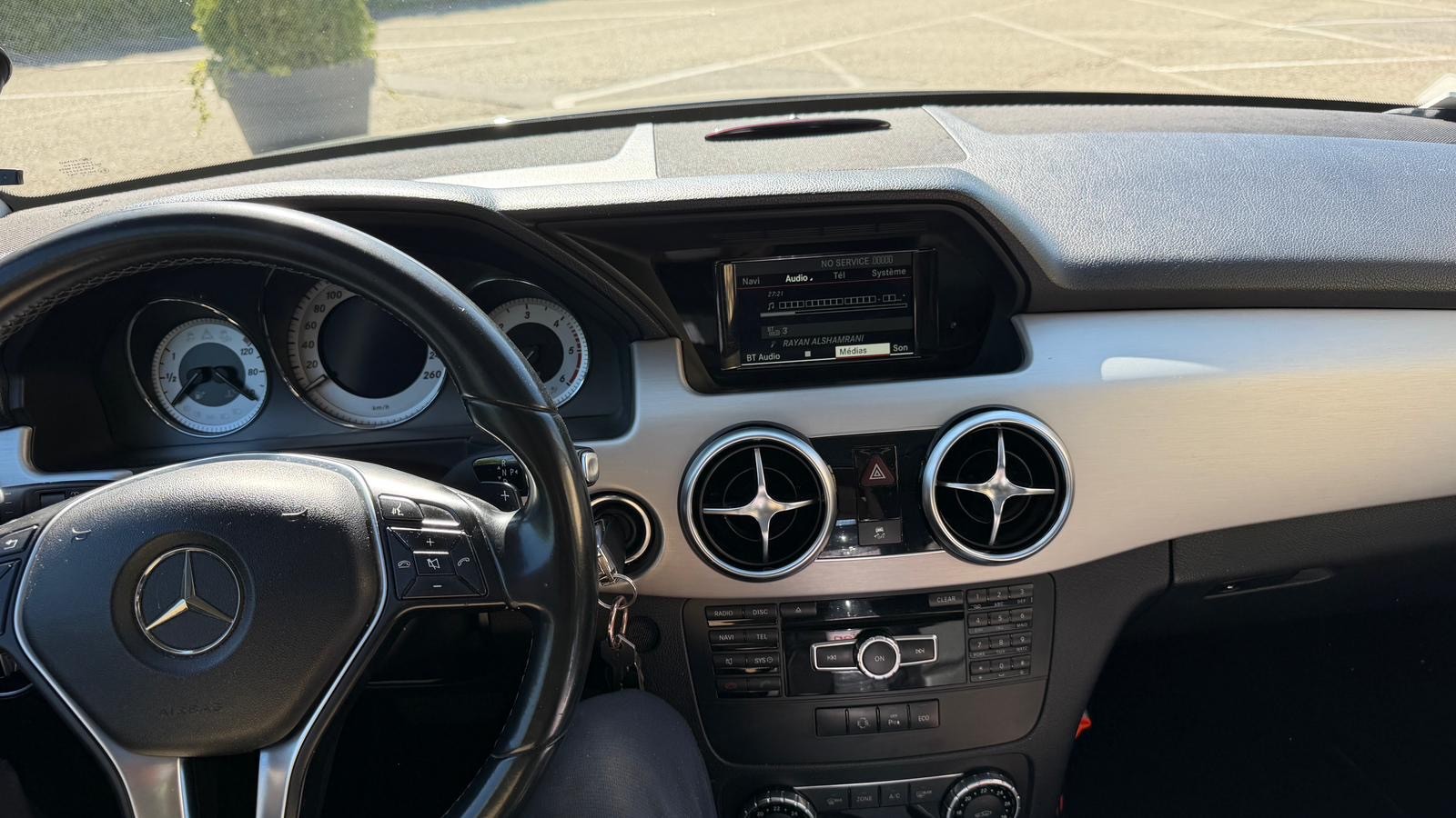 MERCEDES-BENZ GLK 220 BlueTEC 4Matic 7G-Tronic-image-11