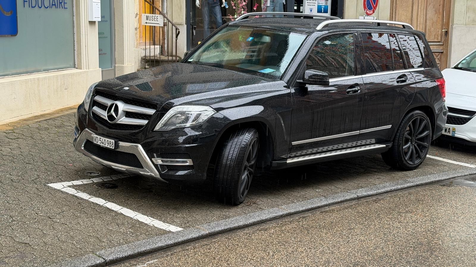 MERCEDES-BENZ GLK 220 BlueTEC 4Matic 7G-Tronic-image-6
