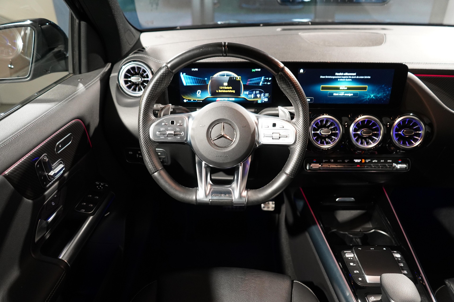MERCEDES-BENZ GLA 35 AMG 4matic-image-7