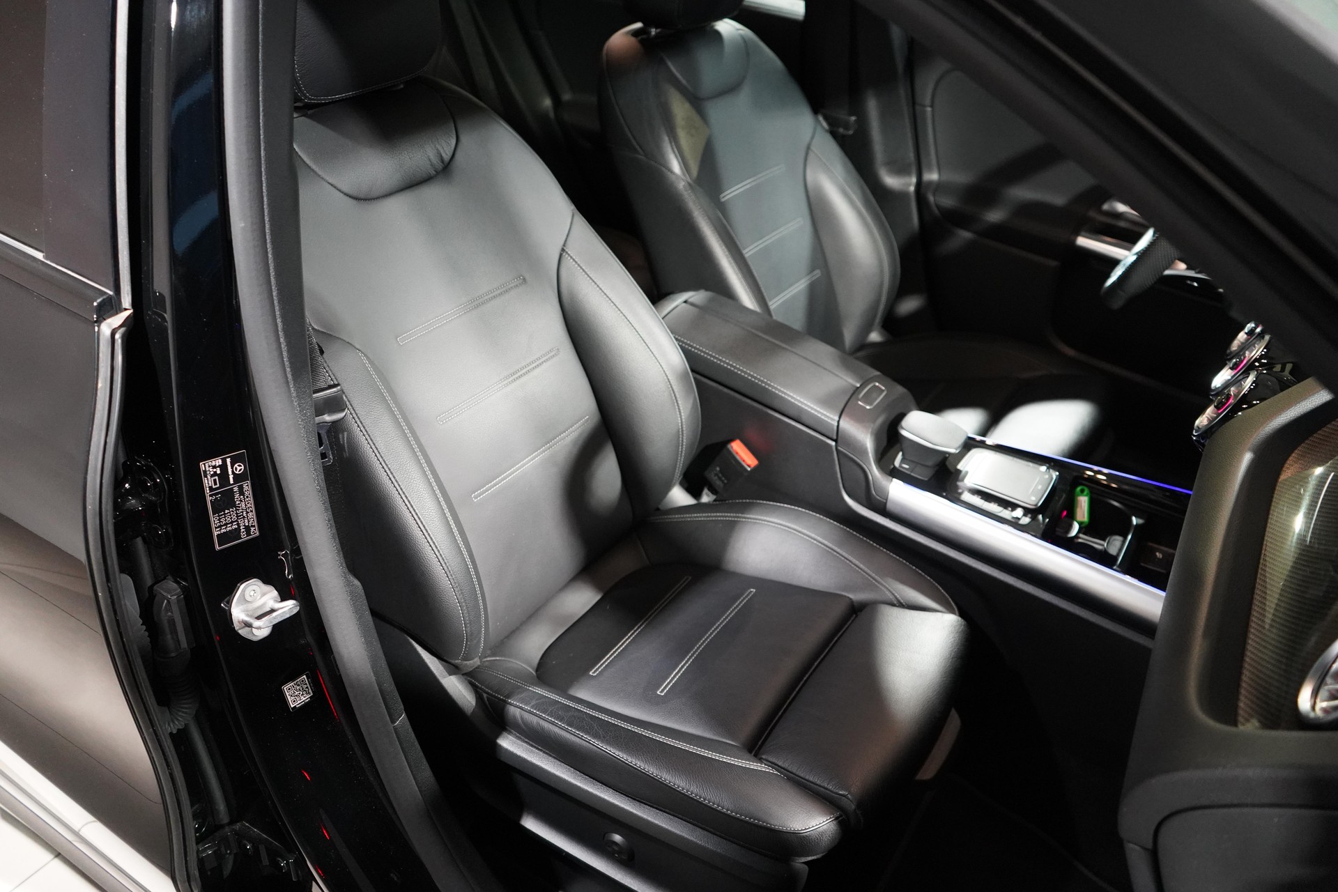 MERCEDES-BENZ GLA 35 AMG 4matic-image-6
