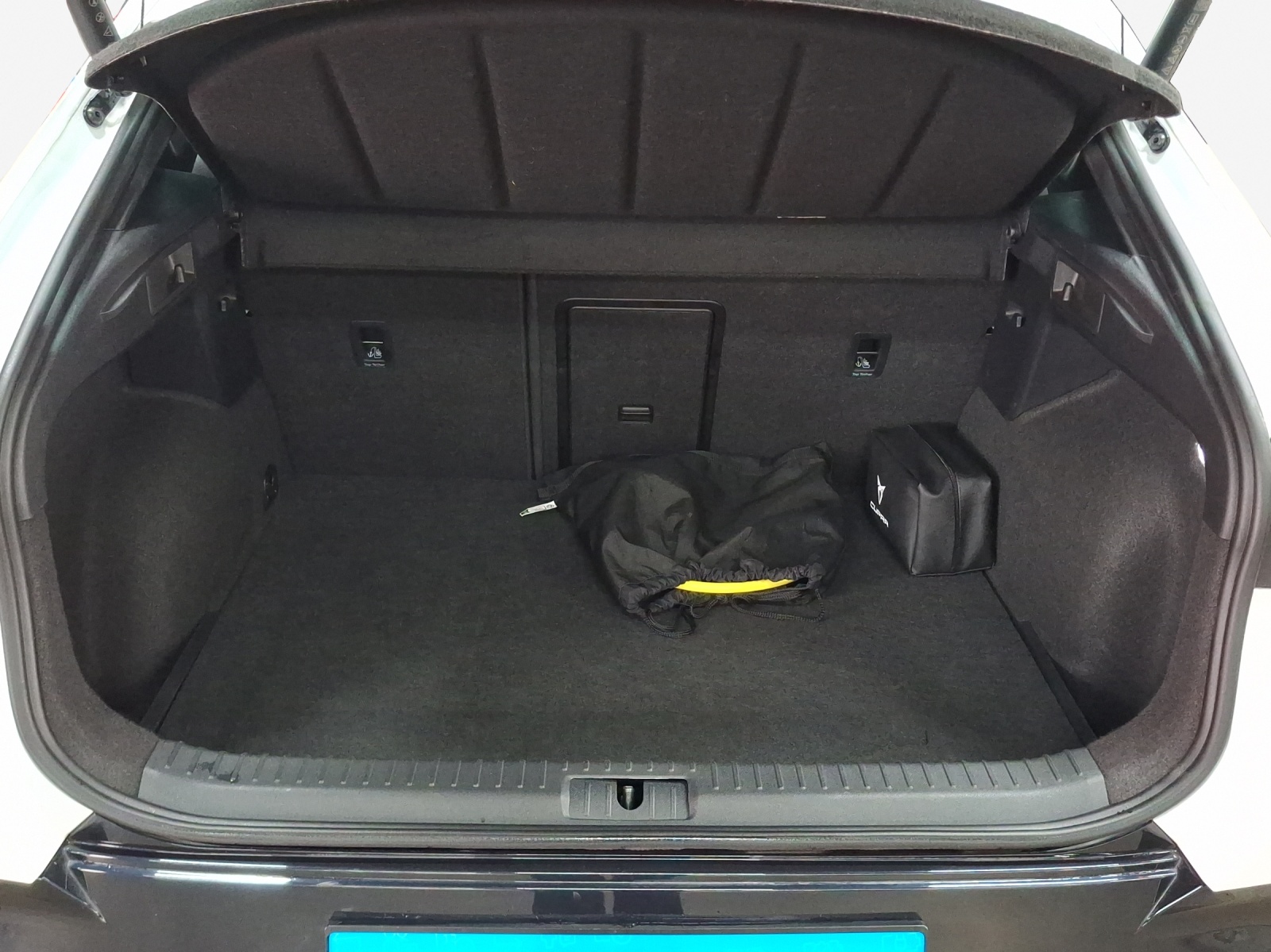 CUPRA Formentor 1.5 e-HYBRID pHEV VZ DSG-image-13