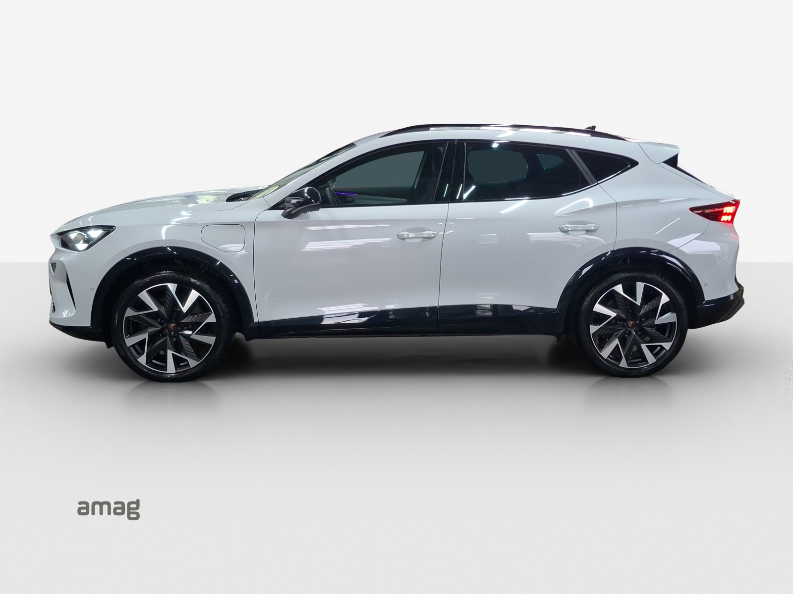 CUPRA Formentor 1.5 e-HYBRID pHEV VZ DSG-image-1
