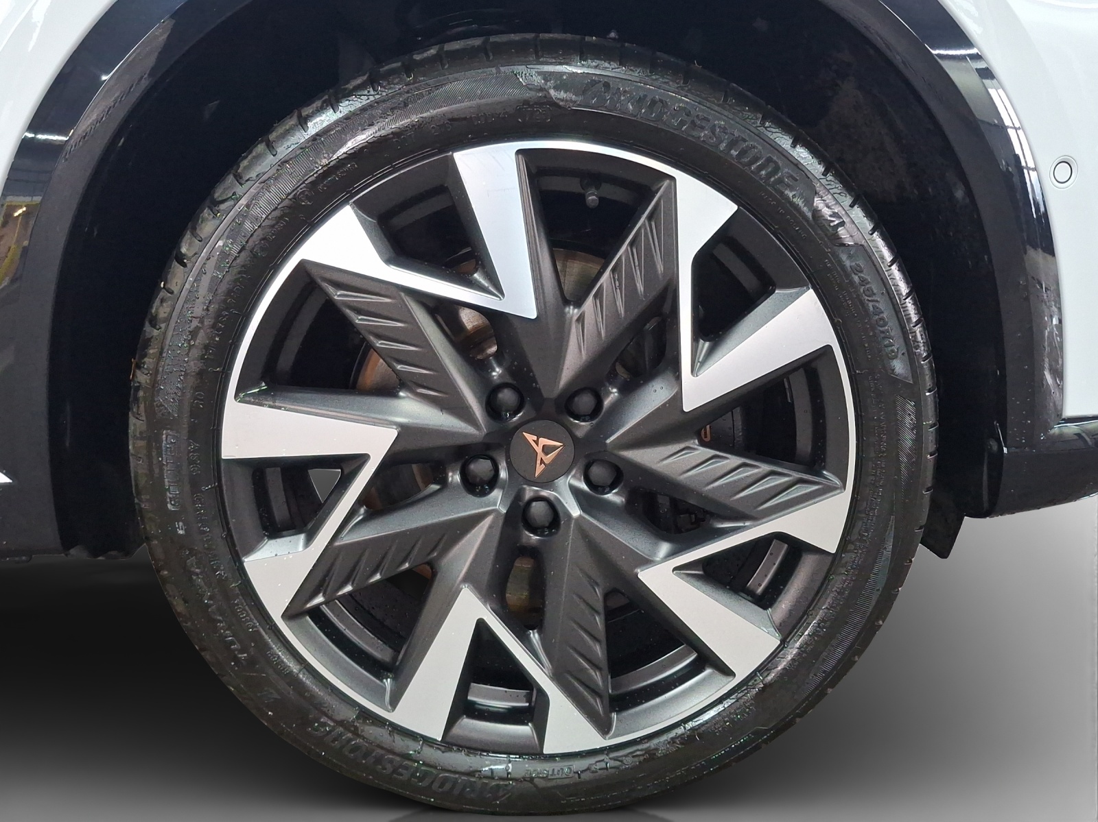 CUPRA Formentor 1.5 e-HYBRID pHEV VZ DSG-image-15