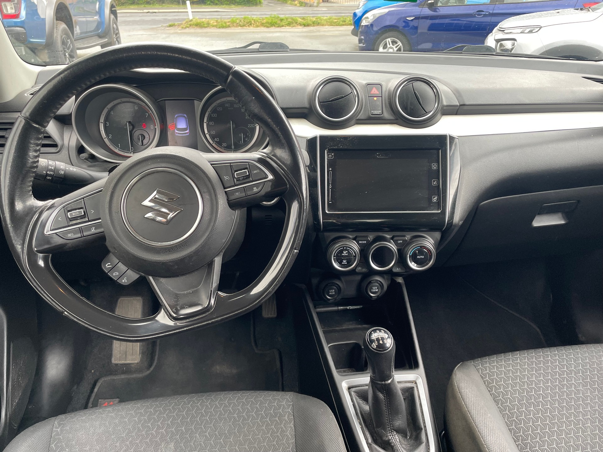 SUZUKI Swift 1.2i 16V SHVS Compact Top Hybrid Allgrip 4x4-image-4