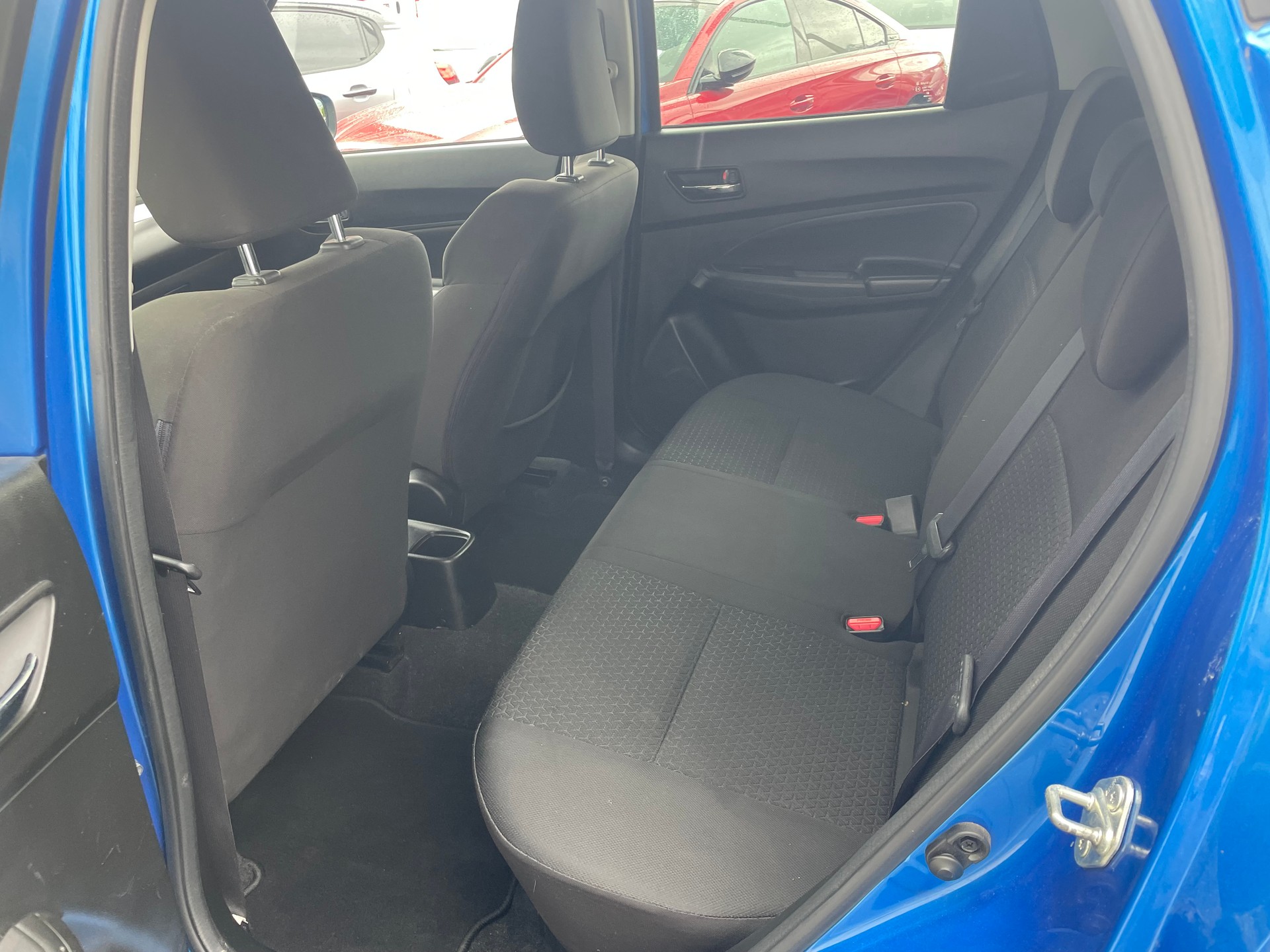 SUZUKI Swift 1.2i 16V SHVS Compact Top Hybrid Allgrip 4x4-image-8