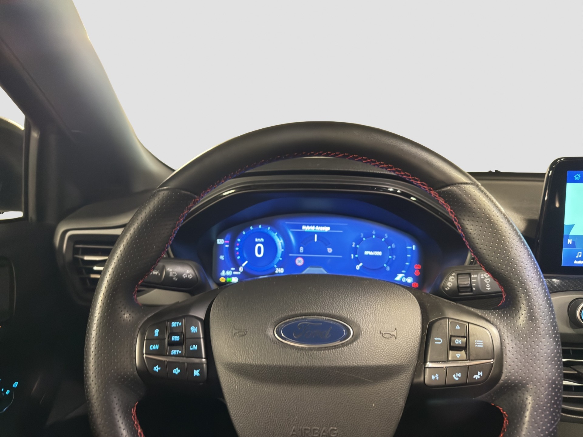 FORD Focus 1.0 Mild-Hybrid ST-Line X ** Frisch ab MFK und Service **-image-9