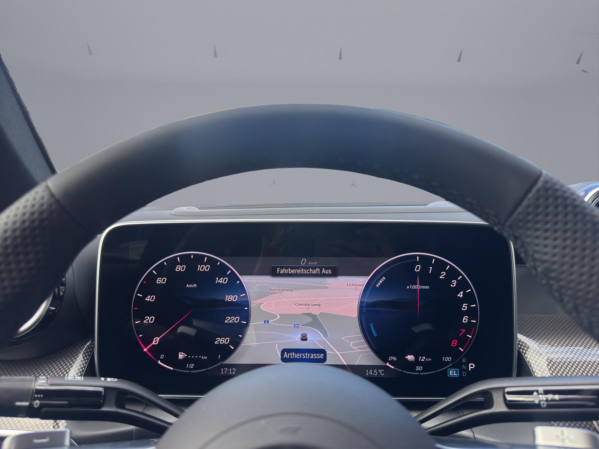 MERCEDES-BENZ GLC 300 e EQ Star AMG Line 4matic Coupé-image-9