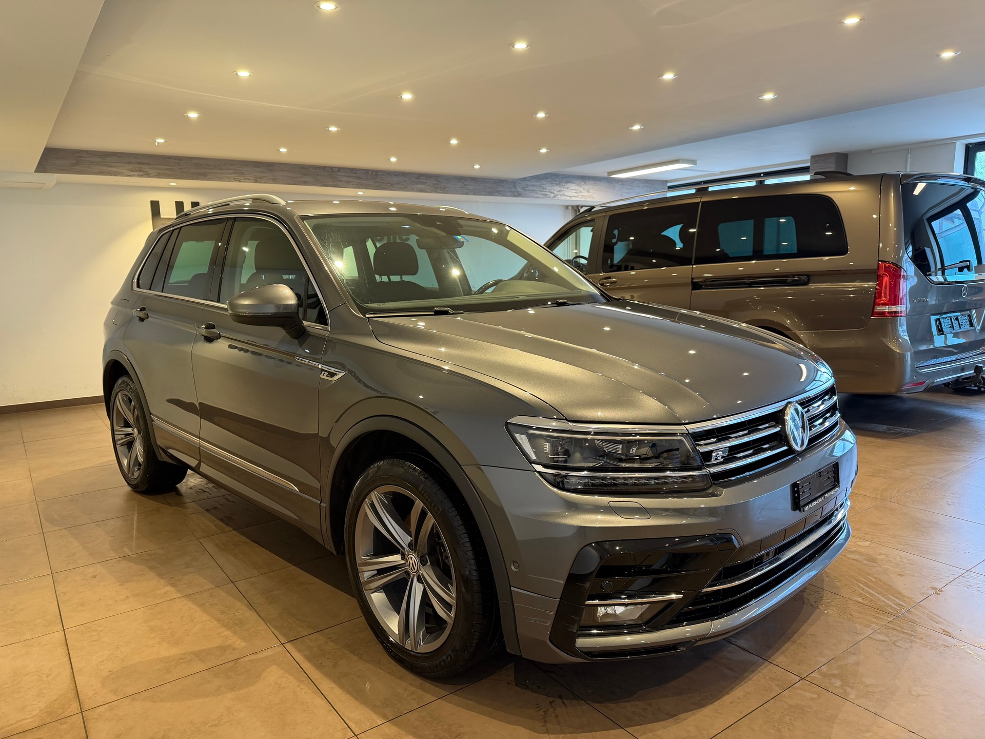VW Tiguan 1.4 TSI Comfortline DSG-image-3