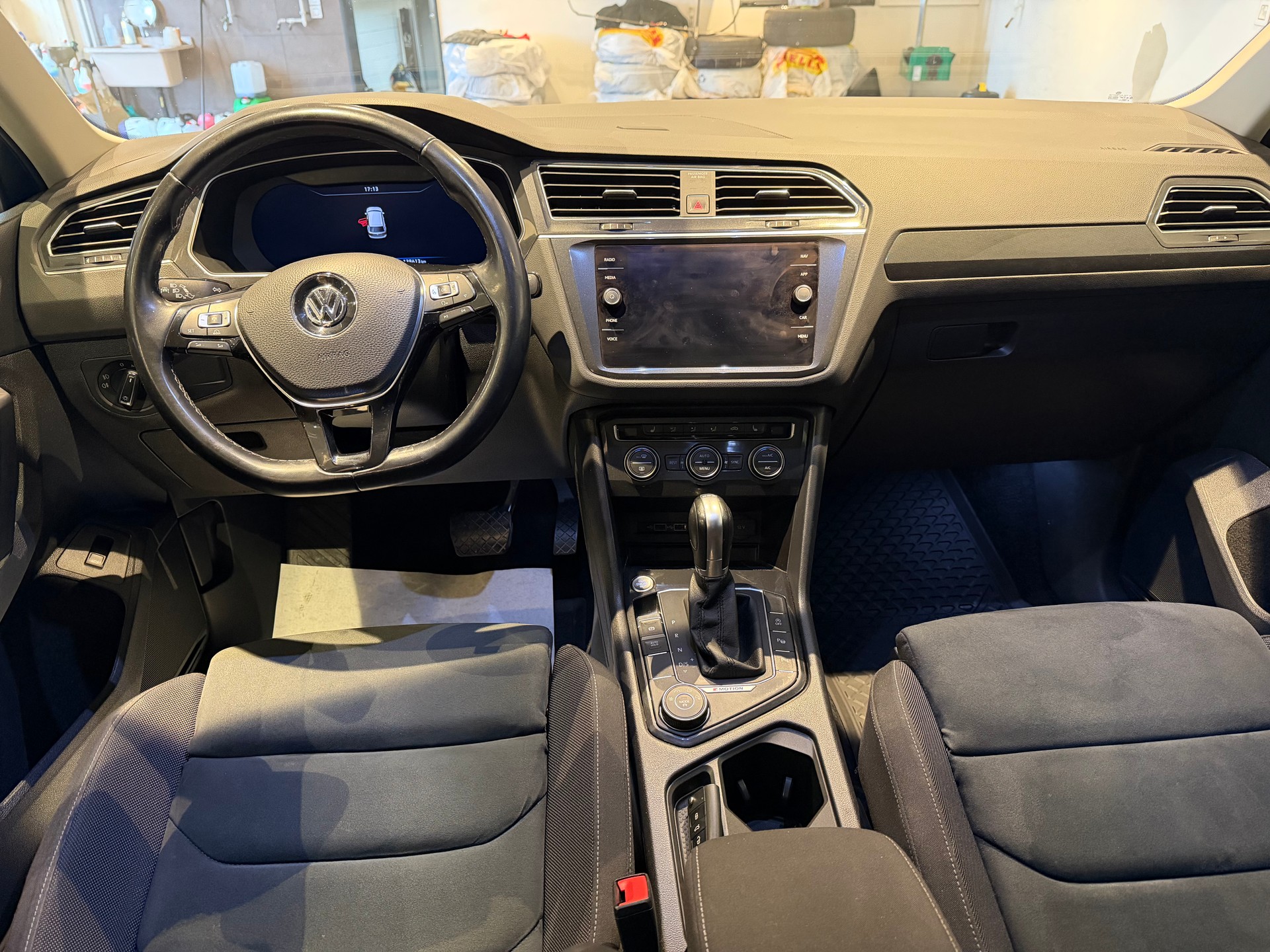VW Tiguan 1.4 TSI Comfortline DSG-image-12