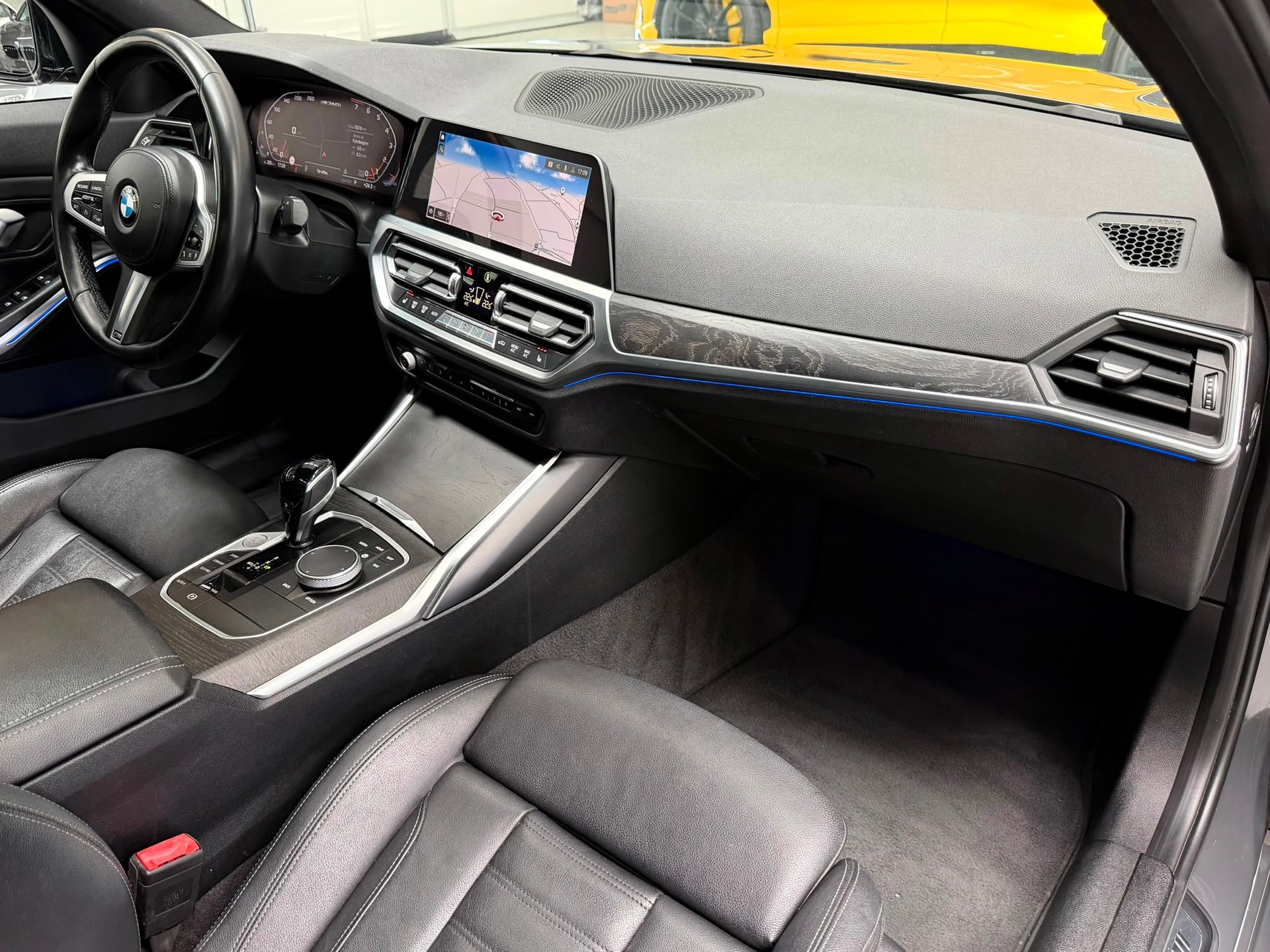 BMW M340i xDrive 48V Steptronic-image-27