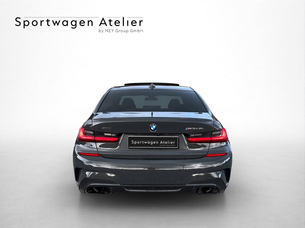 BMW M340i xDrive 48V Steptronic-image-3