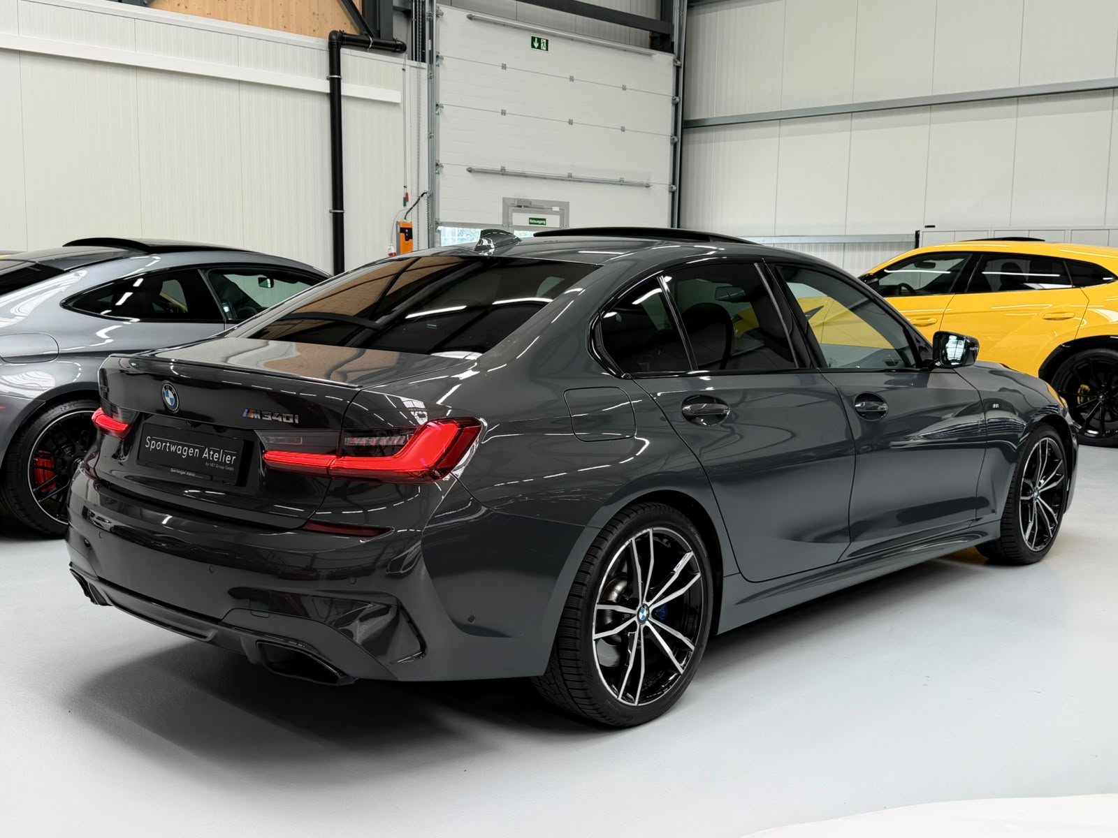 BMW M340i xDrive 48V Steptronic-image-9