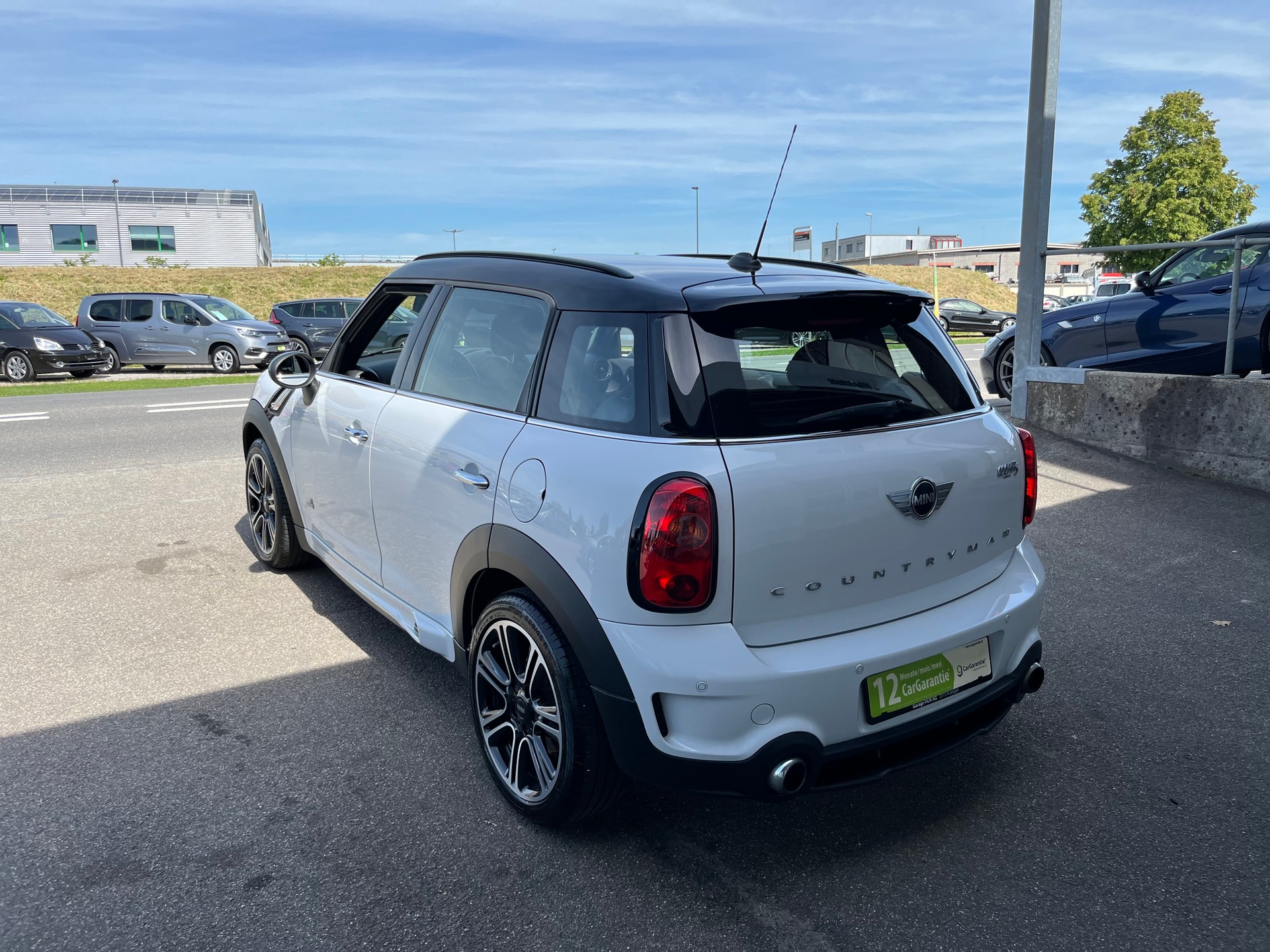 MINI Countryman Cooper S ALL4+++FRISCH AB MFK+++GEPFLEGT+++-image-1