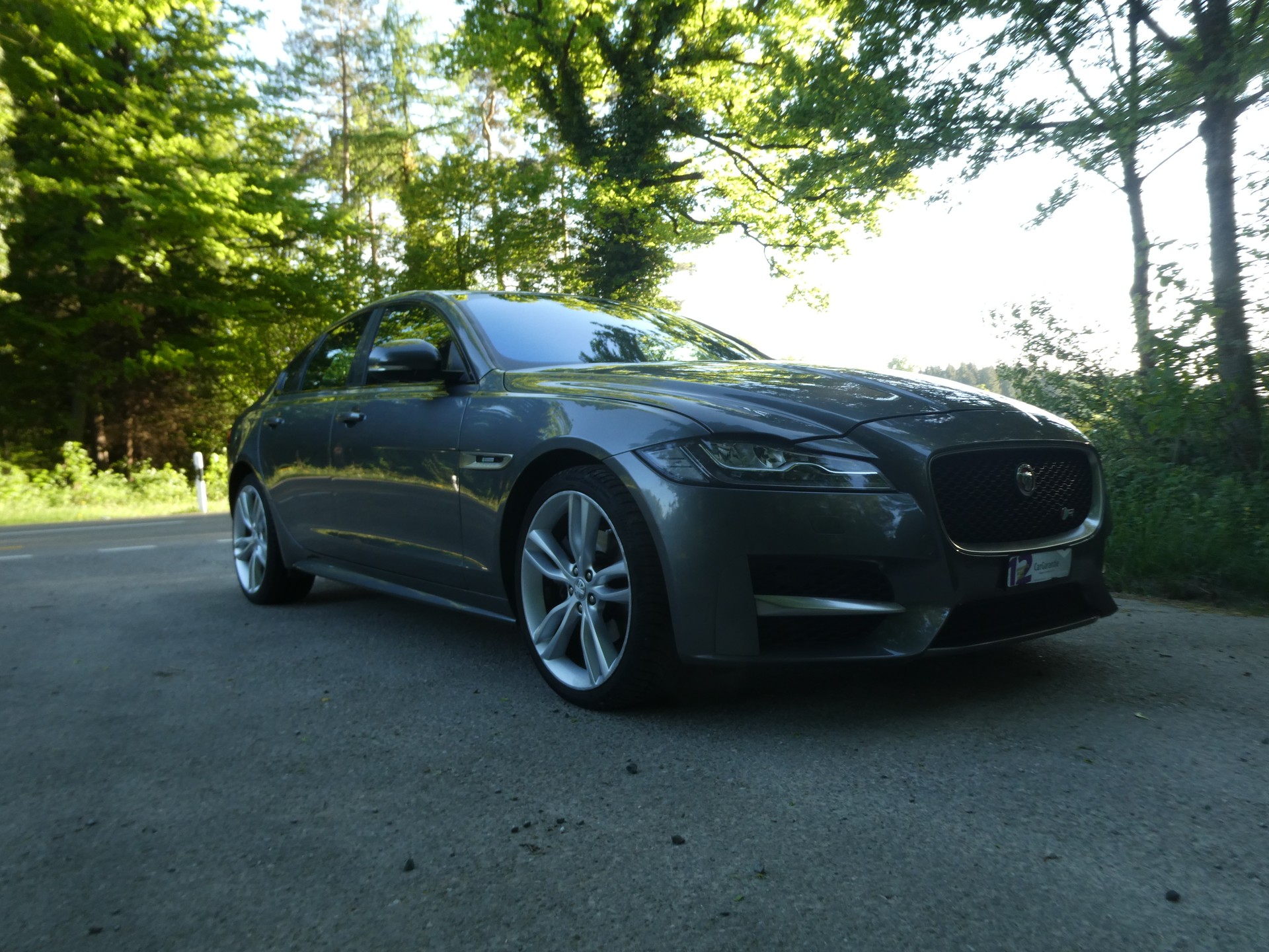 JAGUAR XF 25t R-Sport Automatic-image-1